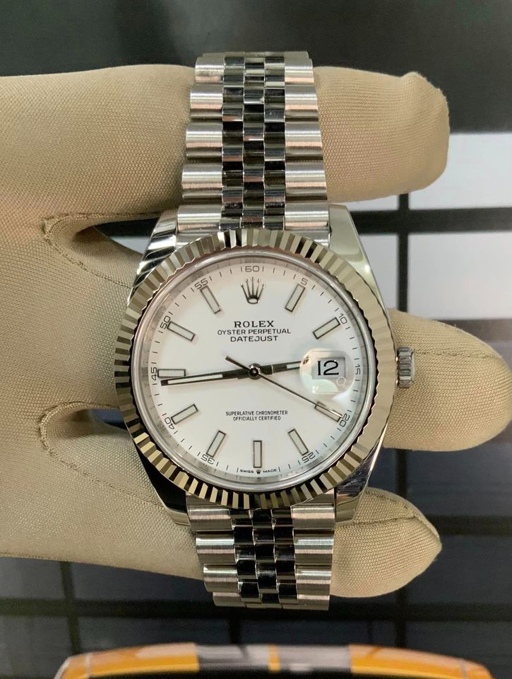 2020-rolex-datejust-41mm-126334-stainless-steel-white-dial-on-jubilee-bracelet-with-box-papers-40819163627797.jpg 2020 Rolex Datejust 41mm 126334 Jubilee White Stick Dial