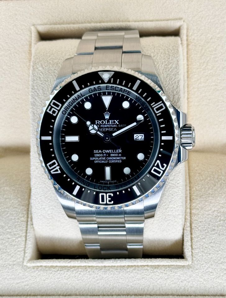 392819251_24774118208854379_7915230842905641943_n.jpg 2015 Rolex Deepsea 44mm 116660 Stainless Steel Black Dial