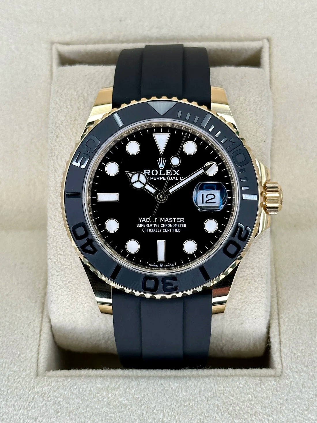 90643280-82D2-4906-9809-0E25022E3053.jpg 2024 Rolex Yacht-Master 42mm 226658 Gold Oysterflex Black Dial (Unworn)