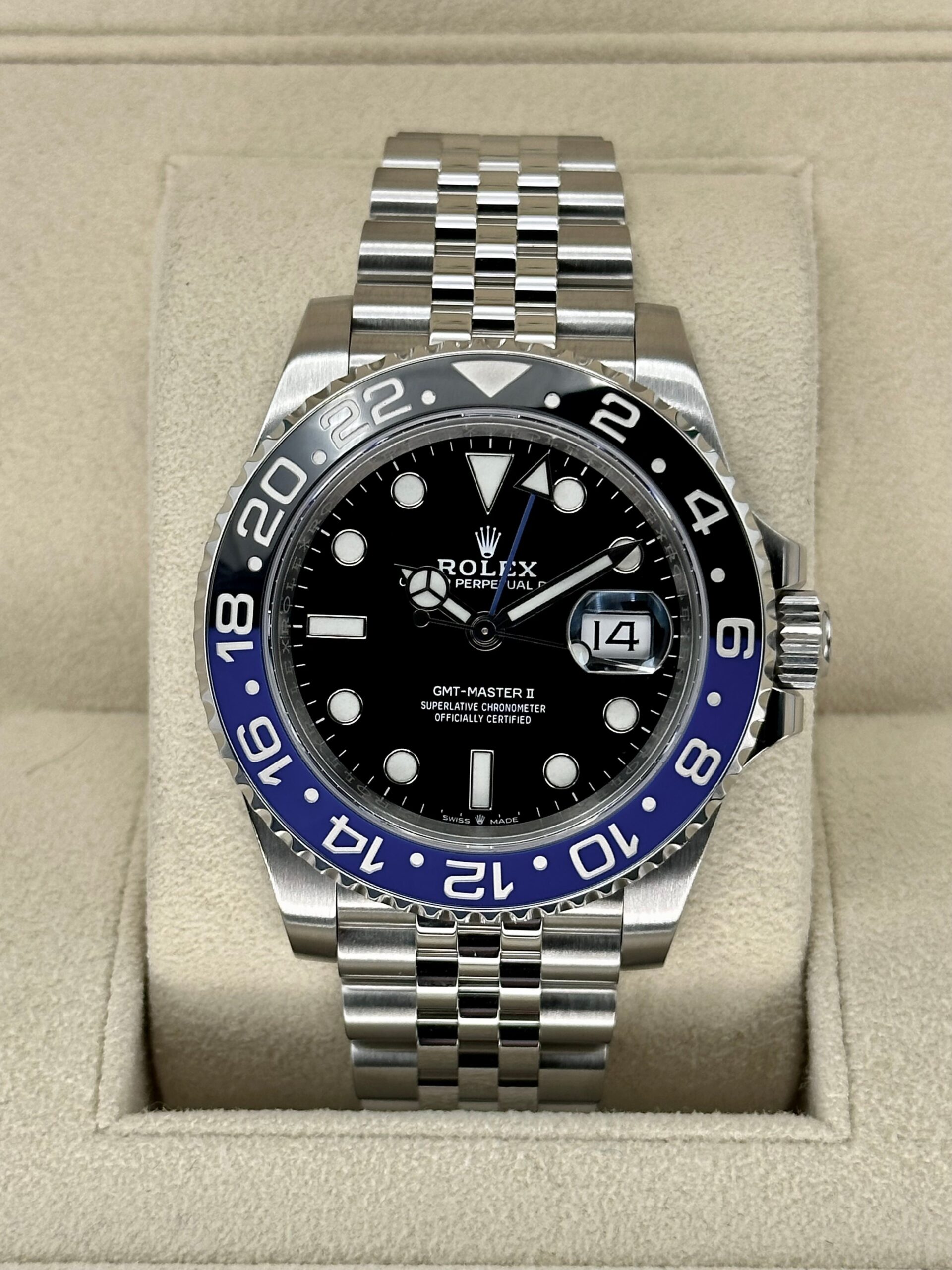 FullSizeRender_8_70704b75-fe18-4c7a-8621-6bdacee80c68.jpg 2021 Rolex GMT-Master II "Batgirl" 40mm 126710BLNR Jubilee Black Dial