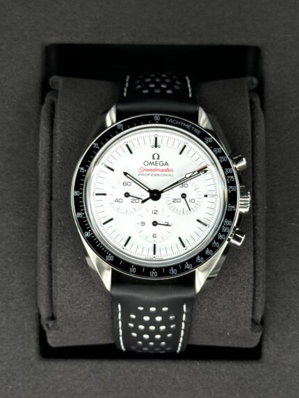 2024 Omega Speedmaster Professional 42mm 31032425004002 White Dial (Unworn)