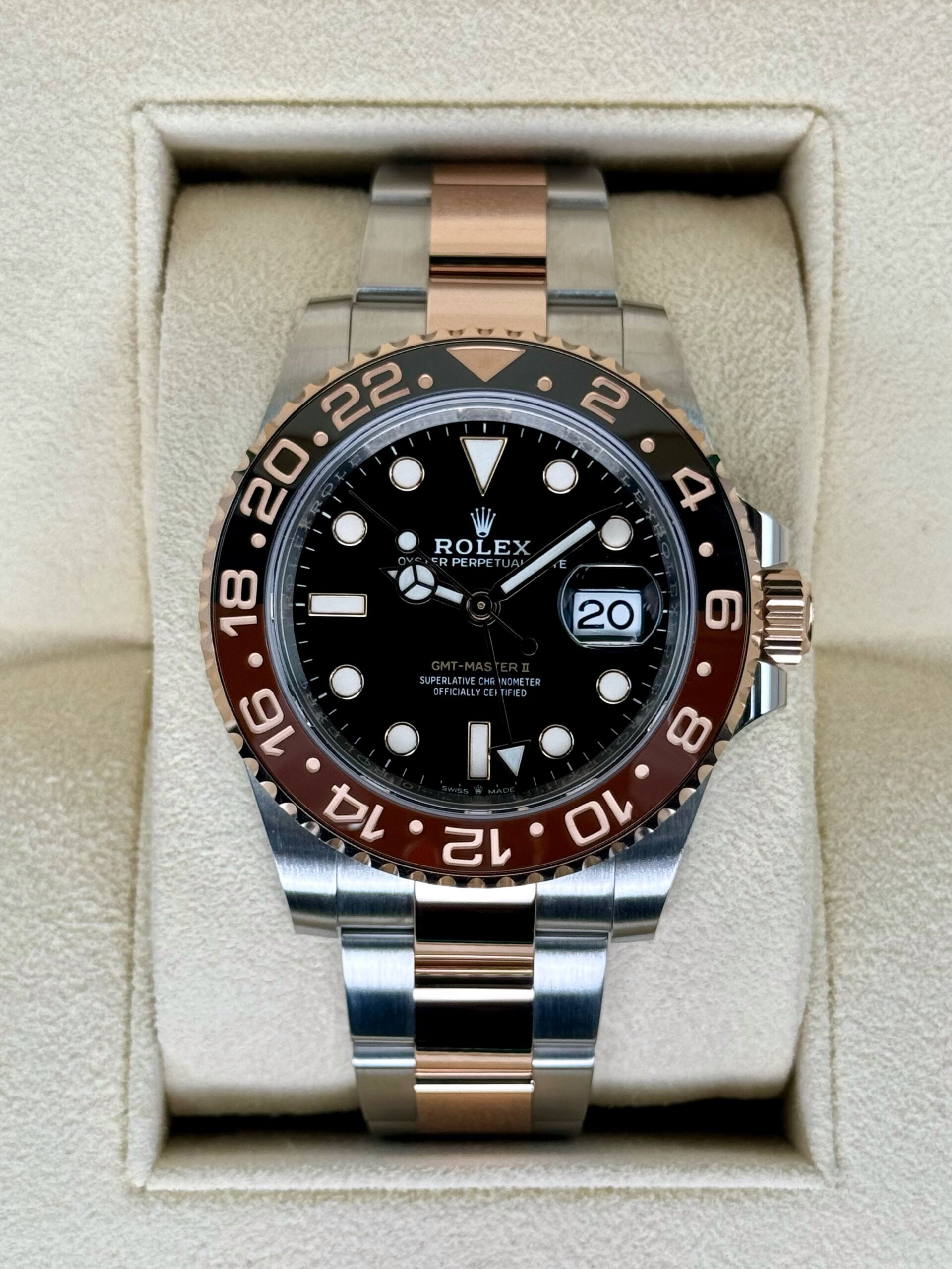 IMG_6188_39881de5-b33a-4fd2-bafa-a141b71bd662.jpg 2022 Rolex GMT-Master II "Rootbeer" 40mm 126711CHNR Two-Tone