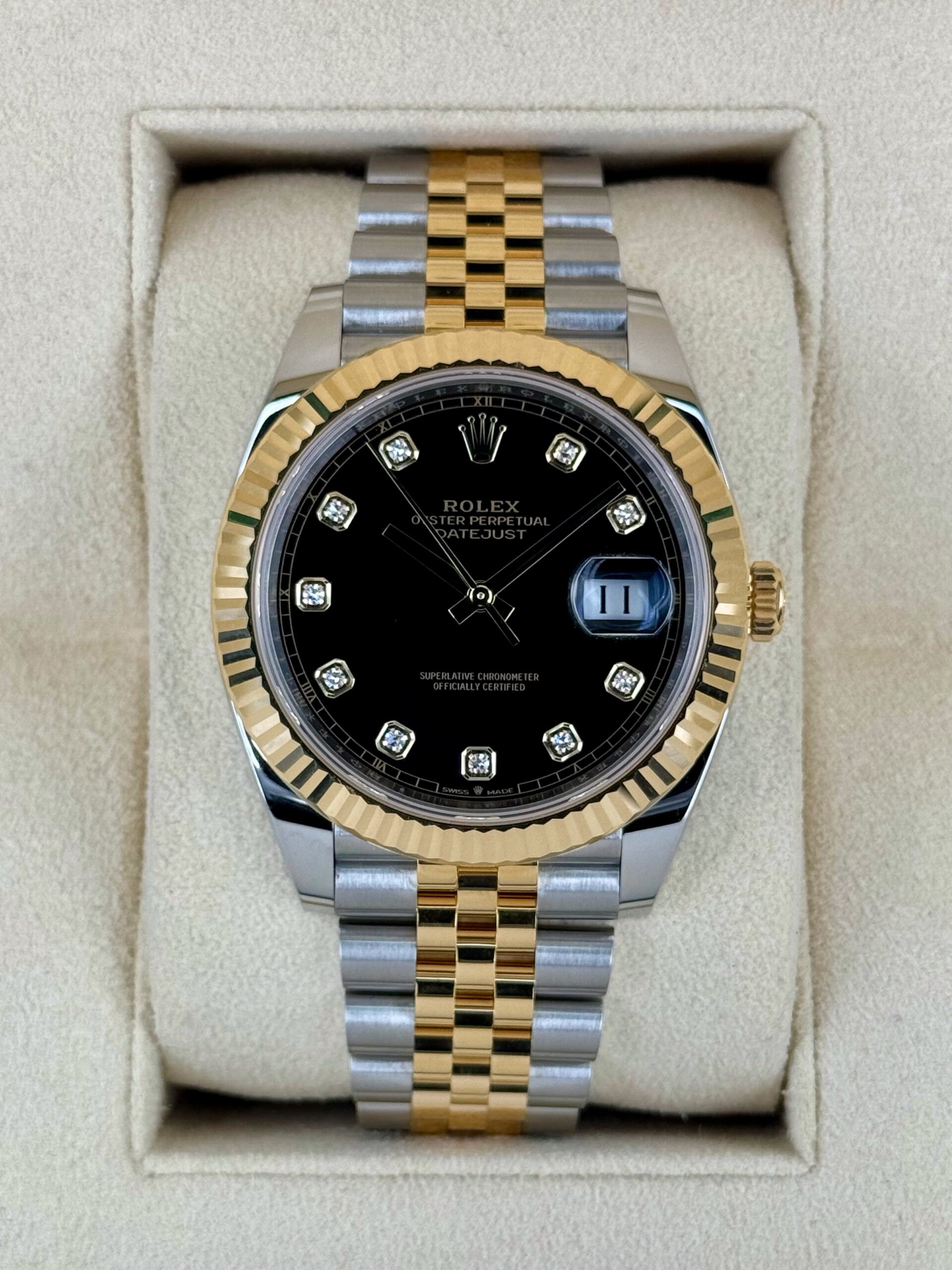IMG_6900_c35fa8ed-d199-4edb-b22a-fb61c246047a.jpg 2022 Rolex Datejust 41mm 126333 Two-Tone Jubilee Black Diamond Dial
