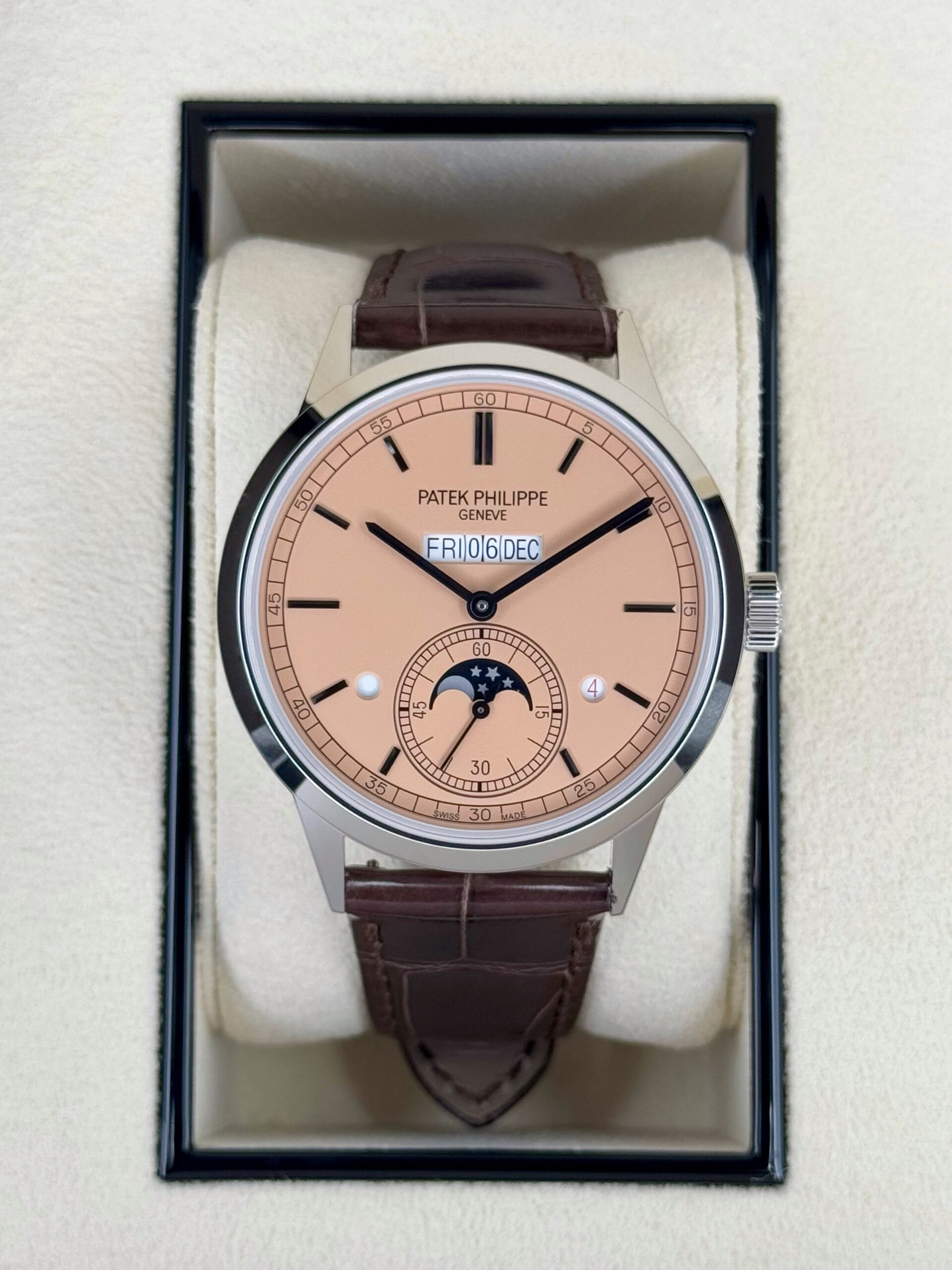 IMG_7217_0f8fc459-1c80-4ce6-885a-8bb452678b1a.jpg 2024 Patek Philippe 5236P Perpetual Calendar Salmon Dial (Unworn)