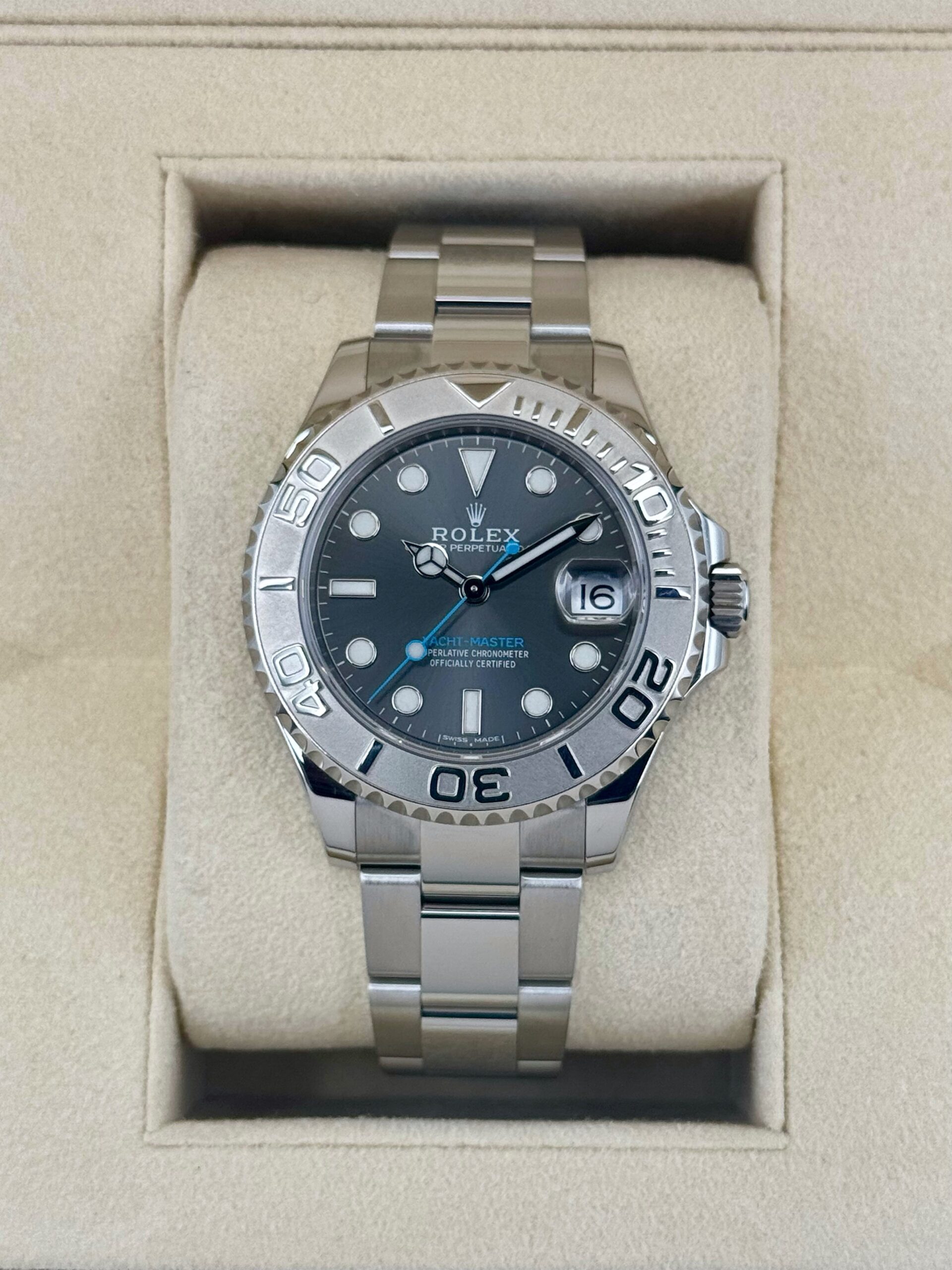 IMG_7617_0a001fdc-59ab-46b5-a170-4d96cb4927c3.jpg 2017 Rolex Yacht-Master 37mm 268622 Stainless Steel Rhodium Dial