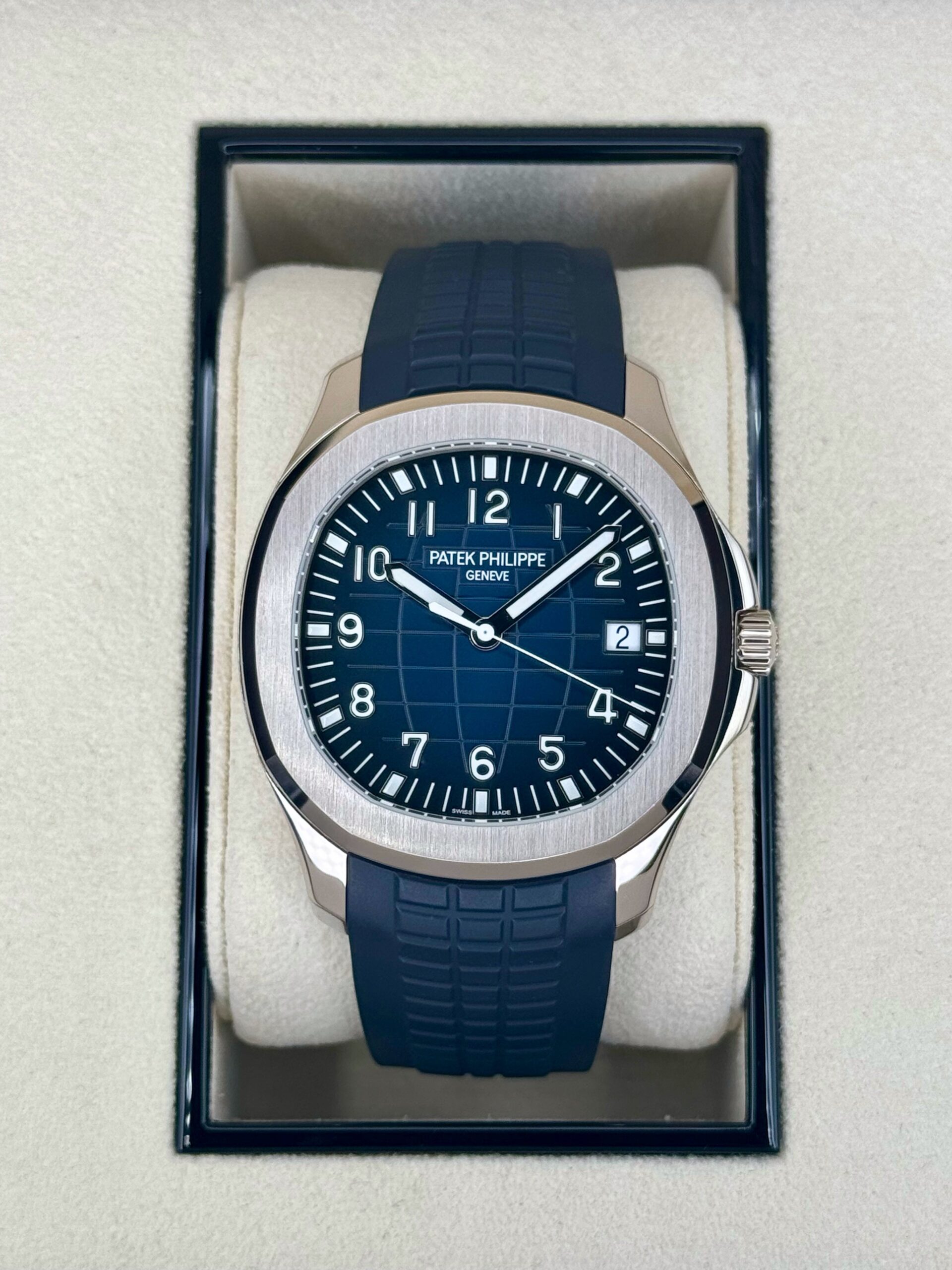 IMG_8028_807b6d8d-81d3-4a7e-b6d3-7c74da1afde4.jpg 2021 Patek Philippe Aquanaut 5168G 42.2mm White Gold Blue Dial