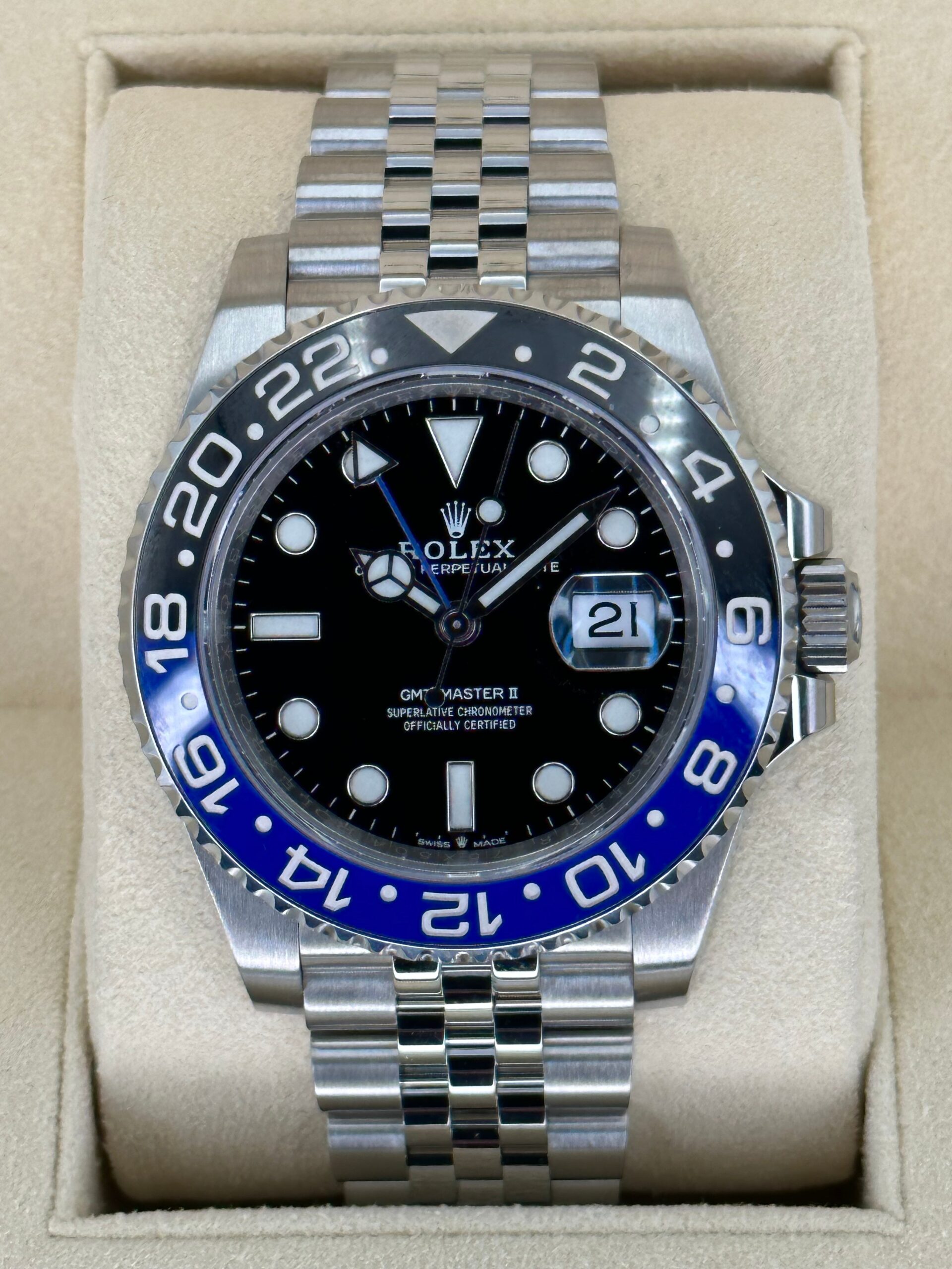 IMG_8121.jpg 2023 Rolex GMT-Master II "Batgirl" 40mm 126710BLNR Jubilee Black Dial