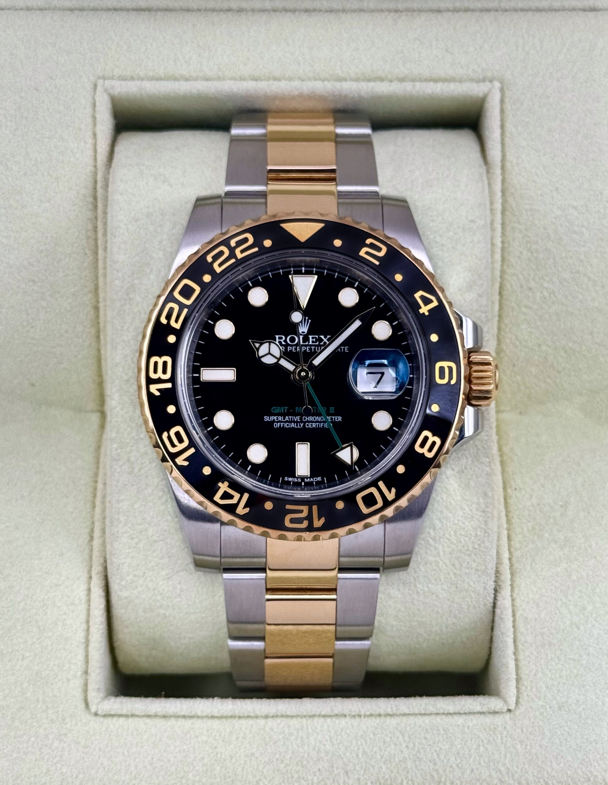 IMG_8335_22dff391-84cb-4fc0-a016-36b586dde128.jpg 2013 Rolex GMT-Master II 40mm 116713LN Two-Tone Black Dial