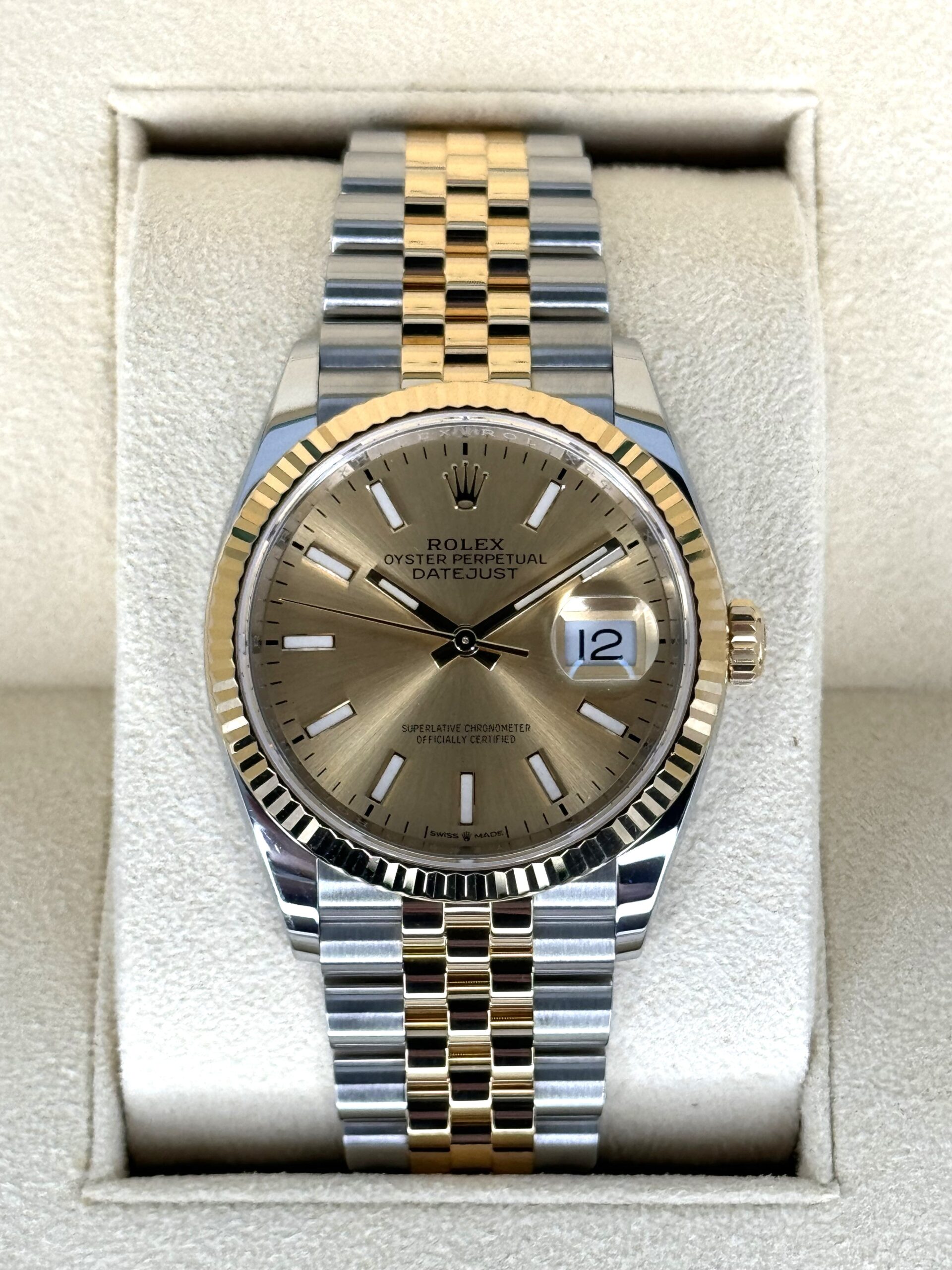 IMG_8392.jpg 2019 Rolex Datejust 36mm 126233 Two-Tone Jubilee Champagne Dial