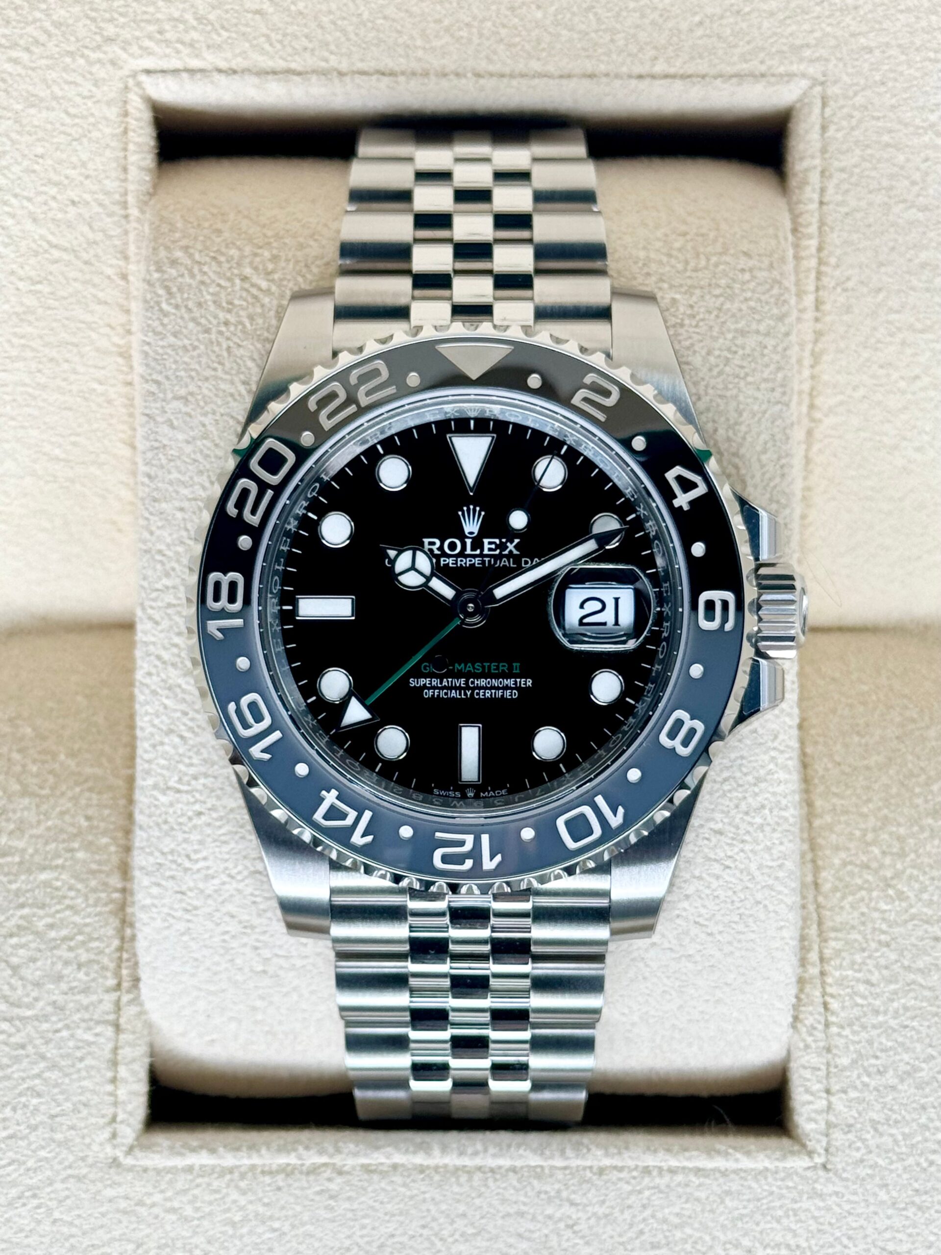 IMG_9102.jpg 2024 Rolex GMT-Master II "Bruce Wayne" 40mm 126710GRNR Black Dial (Unworn)