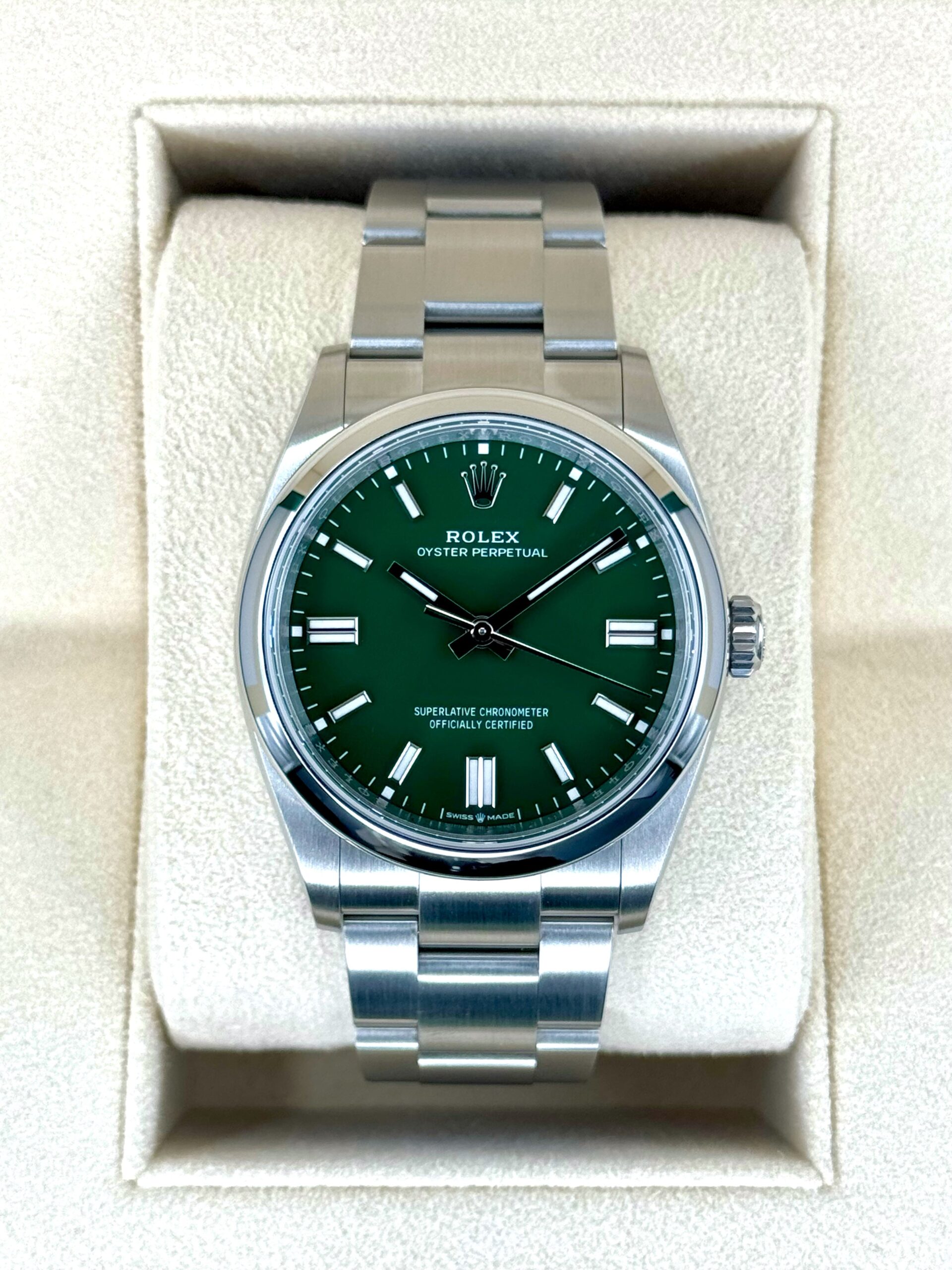 IMG_9259.jpg 2024 Rolex Oyster Perpetual 36mm 126000 Green Dial (Unworn)