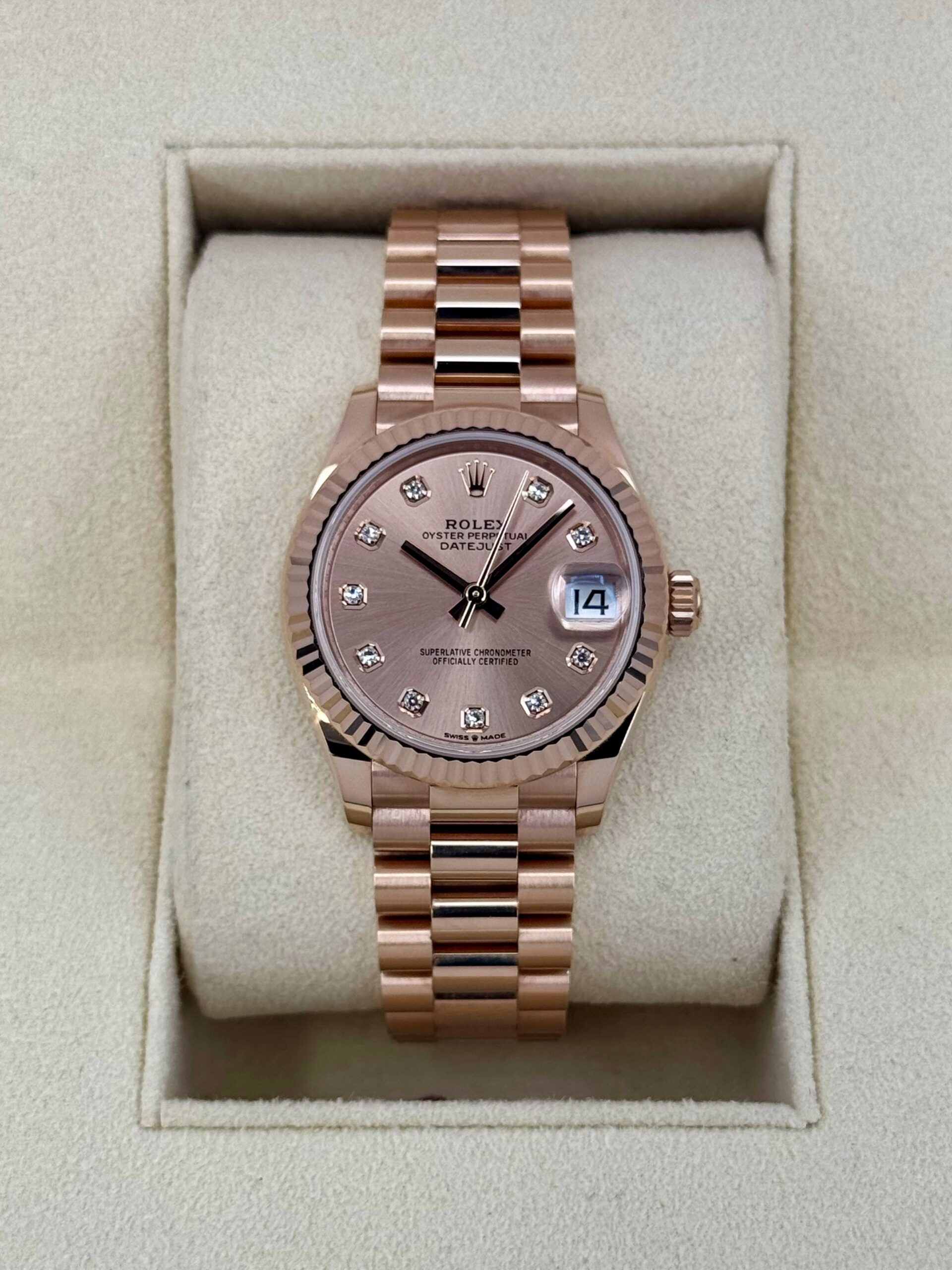 IMG_9535_b2f7793a-c827-451a-8e90-9bab1f54220b.jpg 2023 Rolex Datejust 31mm 278275 Rose Gold Rose Diamond Dial