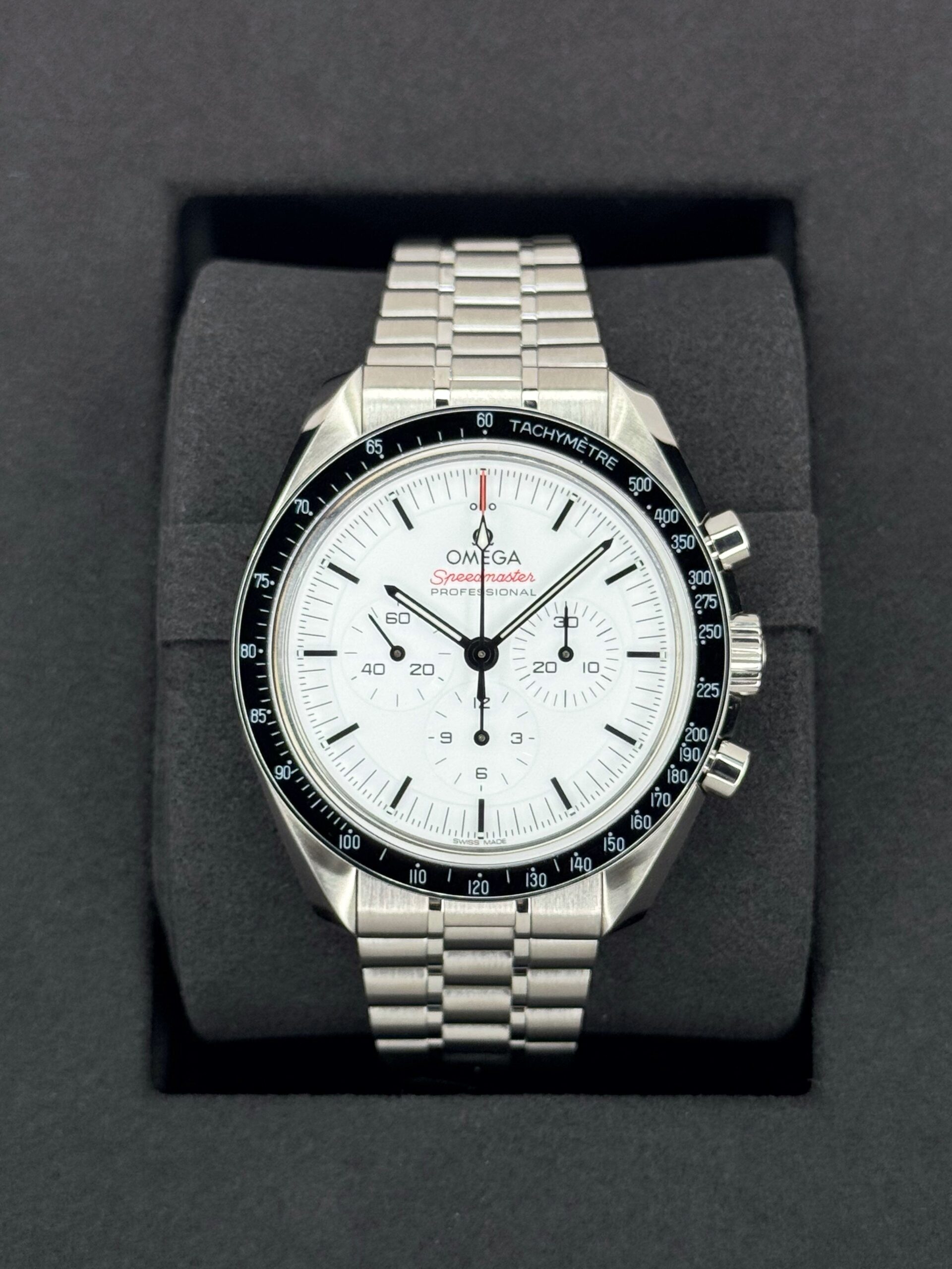 IMG_9707_7cae4db5-7b1f-49cb-9438-d75d9d12fe4f.jpg 2024 Omega Speedmaster Moonwatch Professional 42mm White Dial